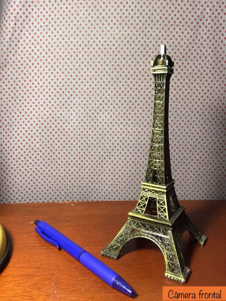Imagem Torre Eiffel câmera frontal